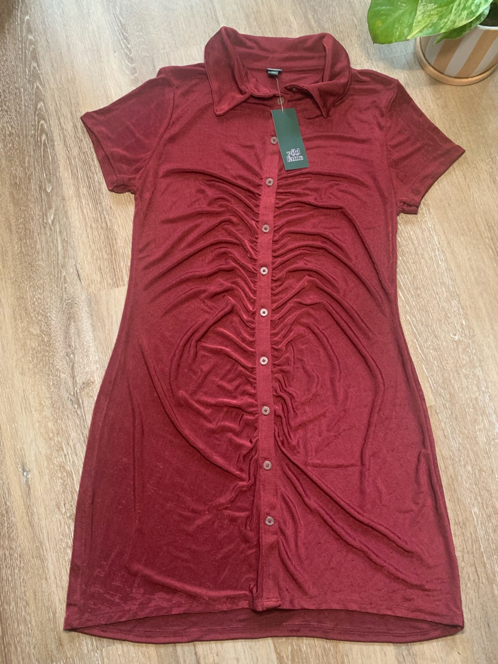 Wild Fable Ruched Button Midi Red Collared Slinky Dress Size Medium NWT